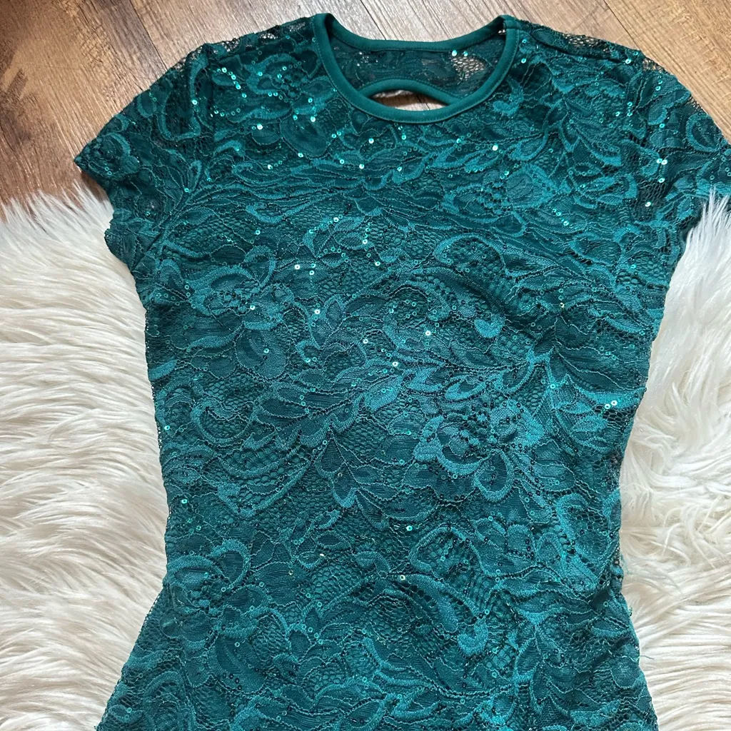 LUCY IN THE SKY Shimmer Shift Tie Back Bodycon Mini Dress In Hunter Green - Image 3