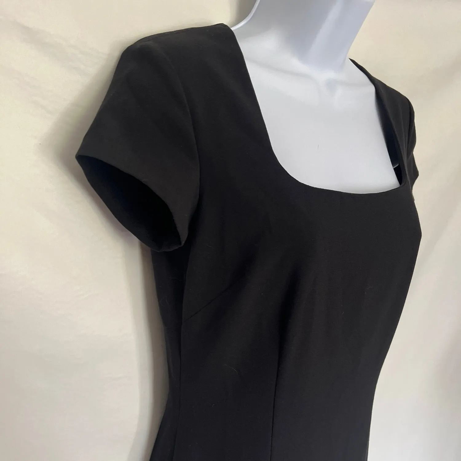 Shape FX Square Neck Sheath Dress Sz 2 Y2K Minimal Shapewear LBD Capsule Fitted Black - Image 4