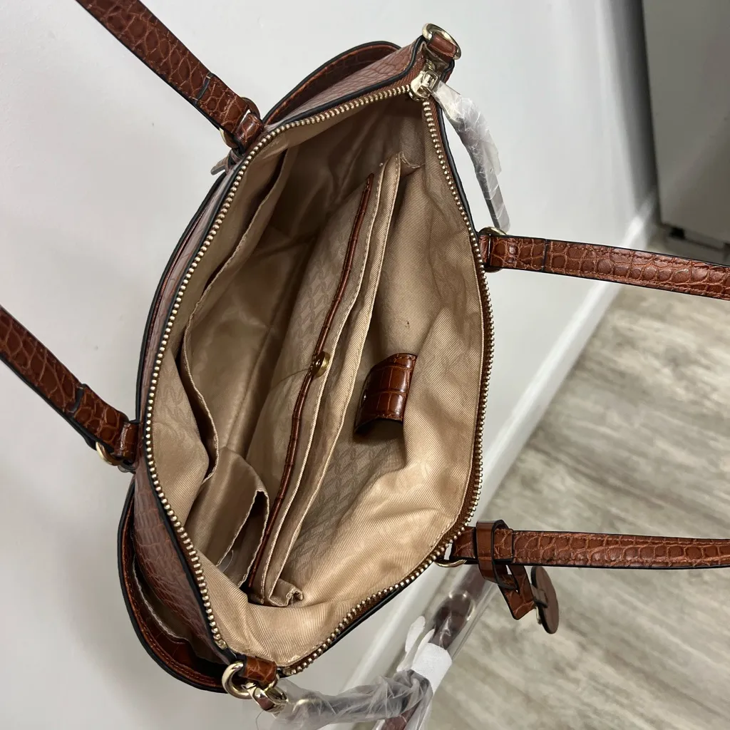 Dana Buchman Brown Croc-Embossed Shoulder Bag - Image 10