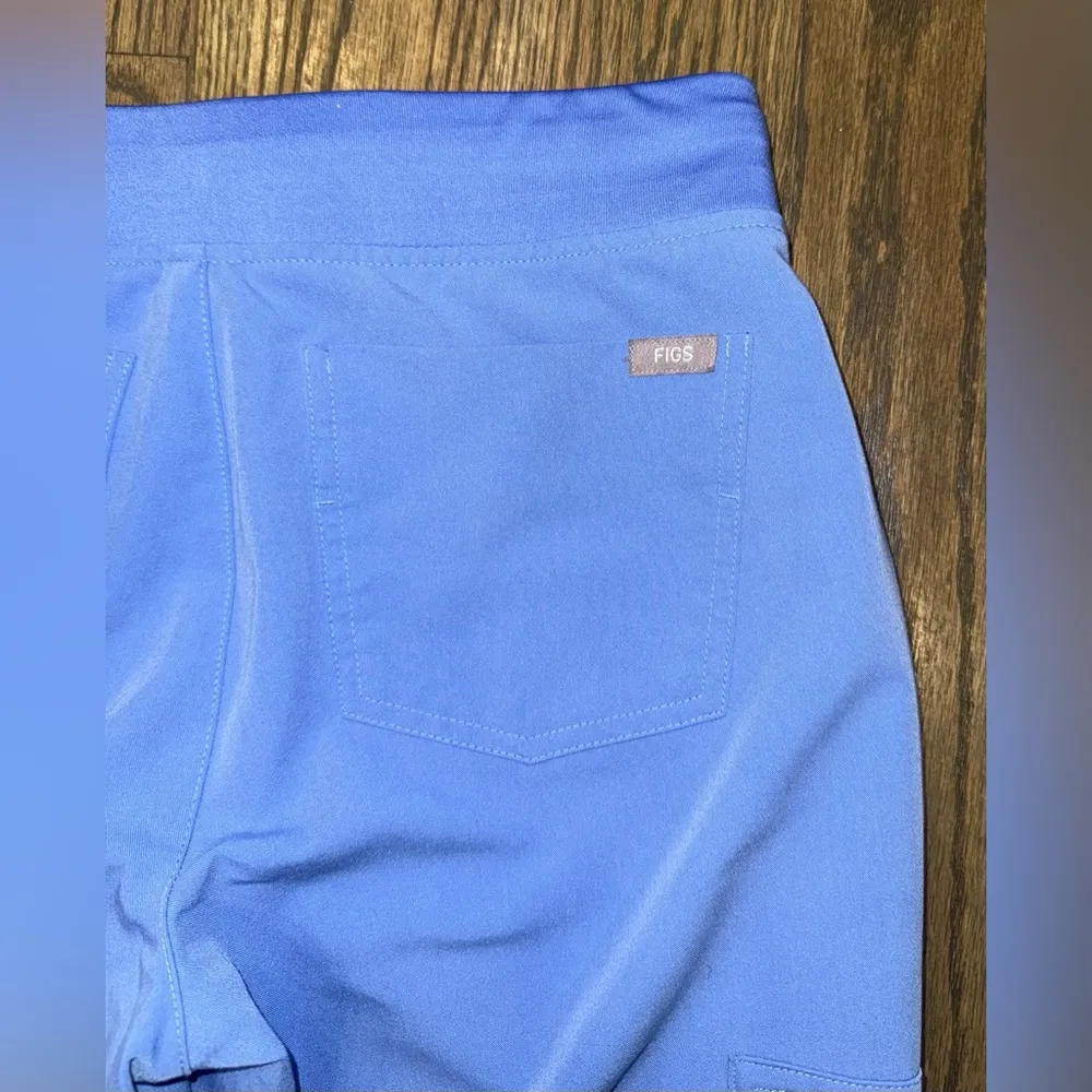 FIGS ceil blue technical collection jogger pants size XS petite - Image 7