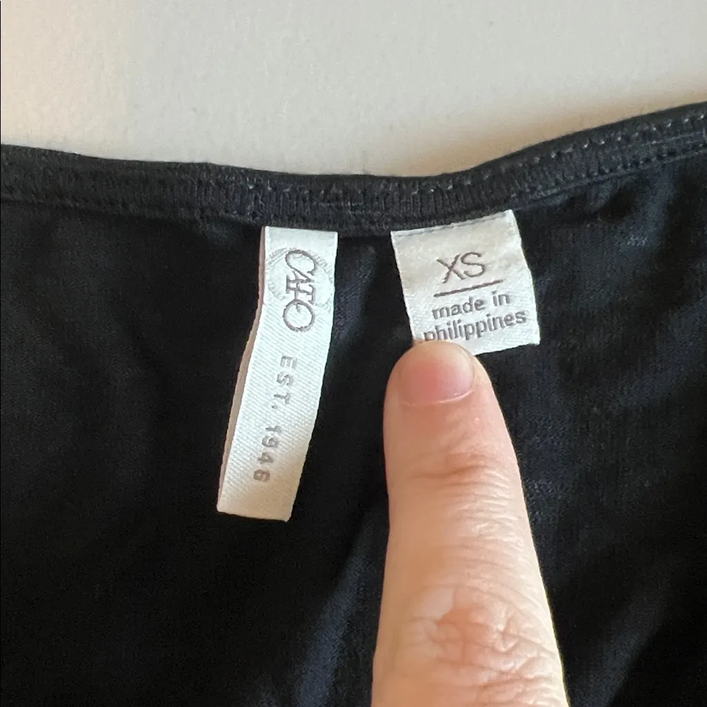 Cato Drapey Elbow Bell Sleeve VNeck TShirt Black Size XS - Image 5