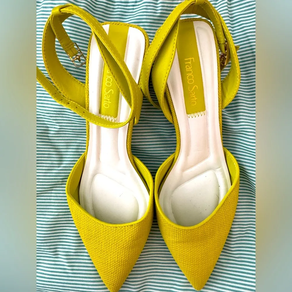 Franco Sarto Parrot Green pointy toe kitten heels Size 6.5 Naya Pump - Image 2