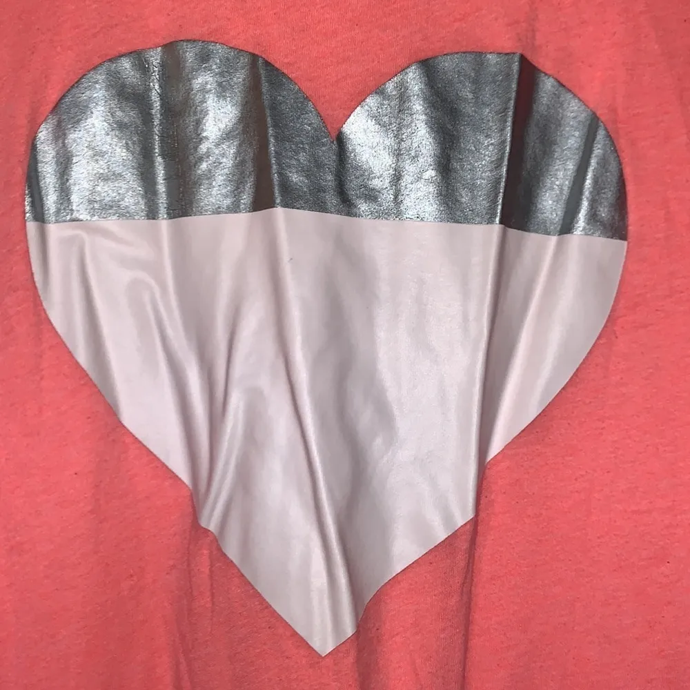 Victoria's Secret Extra Small Pink Tunic Shirt Heart Women's Crew Neck Pajama - Image 2