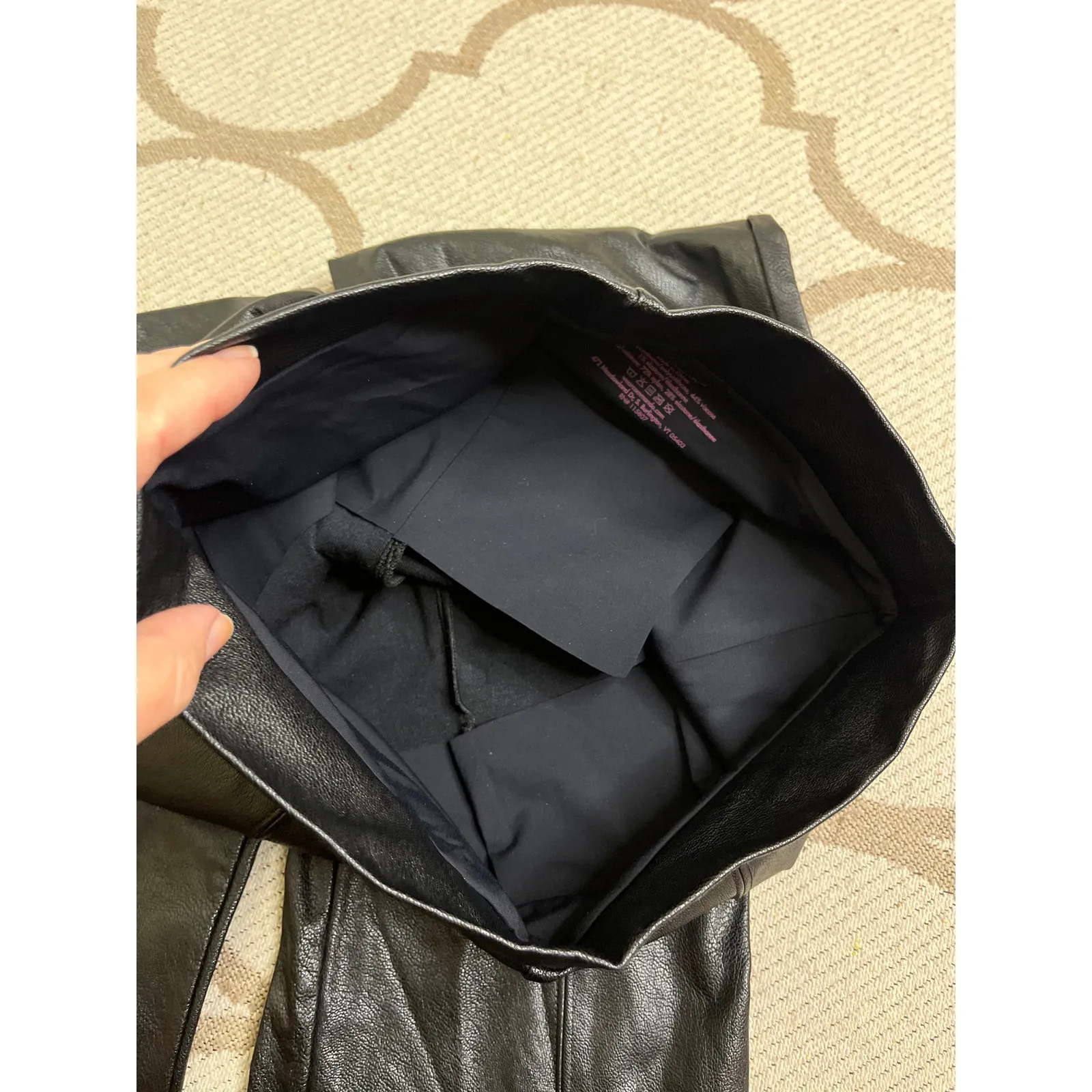 Commando faux leather Split Front pull on Pants, size XS, MSRP $178 - Image 10