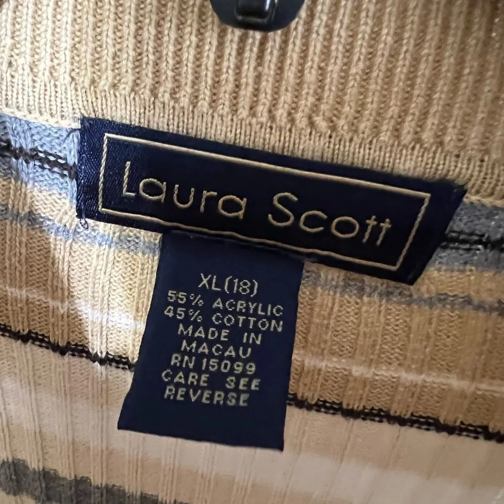 Laura scott xl sweater - Image 3