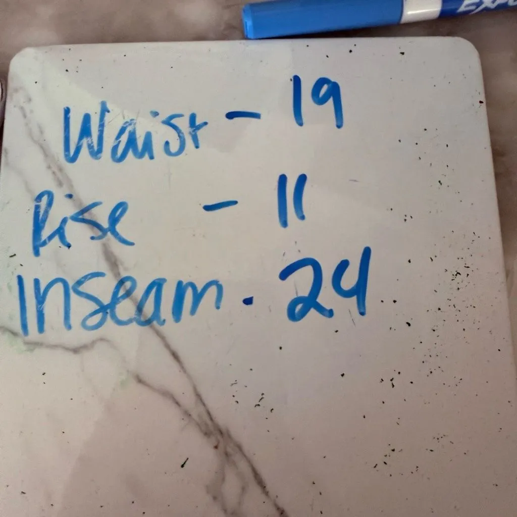 Lane Bryant Women’s 16 Magic Waistband Signature Straight Crop Jeans - Image 4