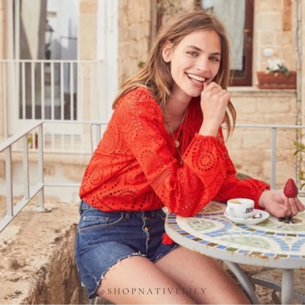 Sézane Women's High Rise Cut Off Button Denim Shorts | 40 (US 8) | Medium Wash - Image 3