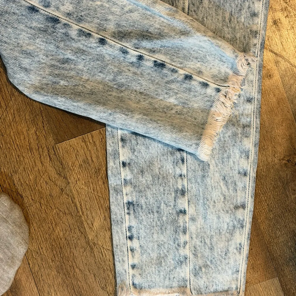 Insane Gene High Rise Frayed Hem Straight Light Wash Denim Jeans Sz 26 30 inseam Blue - Image 7