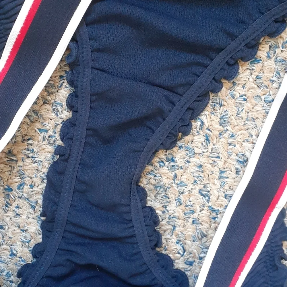 H&M Bikini Bottom SIZE 8 - Image 3