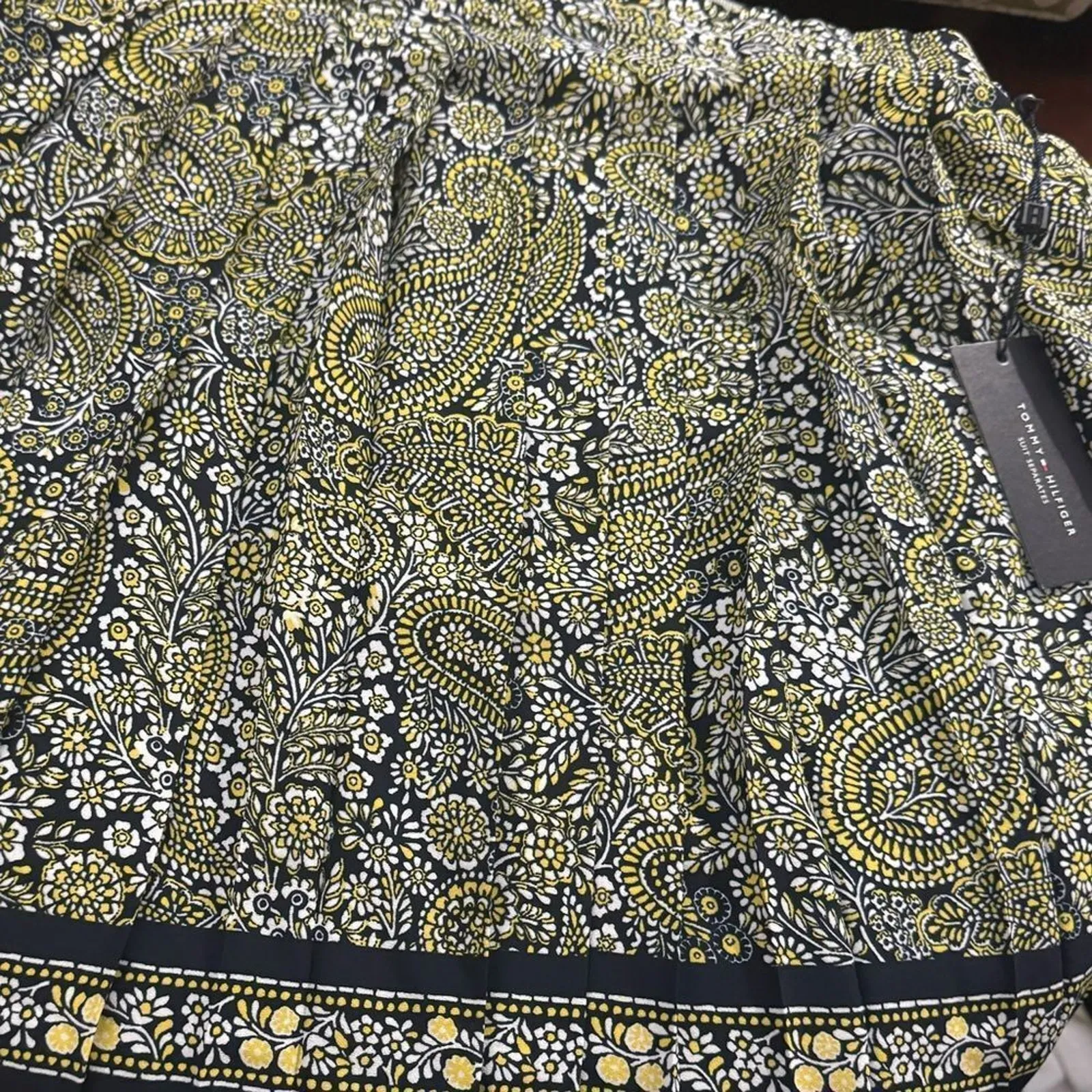 TOMMY HILFIGER Paisley Knee Pleated Skirt, Size 12, New with Tag - Image 9