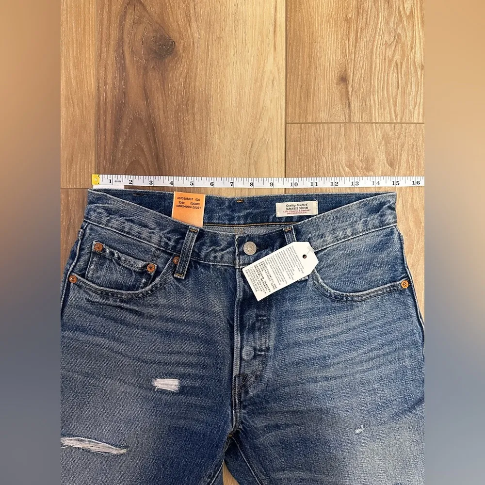 NWT  Women’s Blue 501 High Waisted Ripped Fray Hem Straight Jeans - Image 11