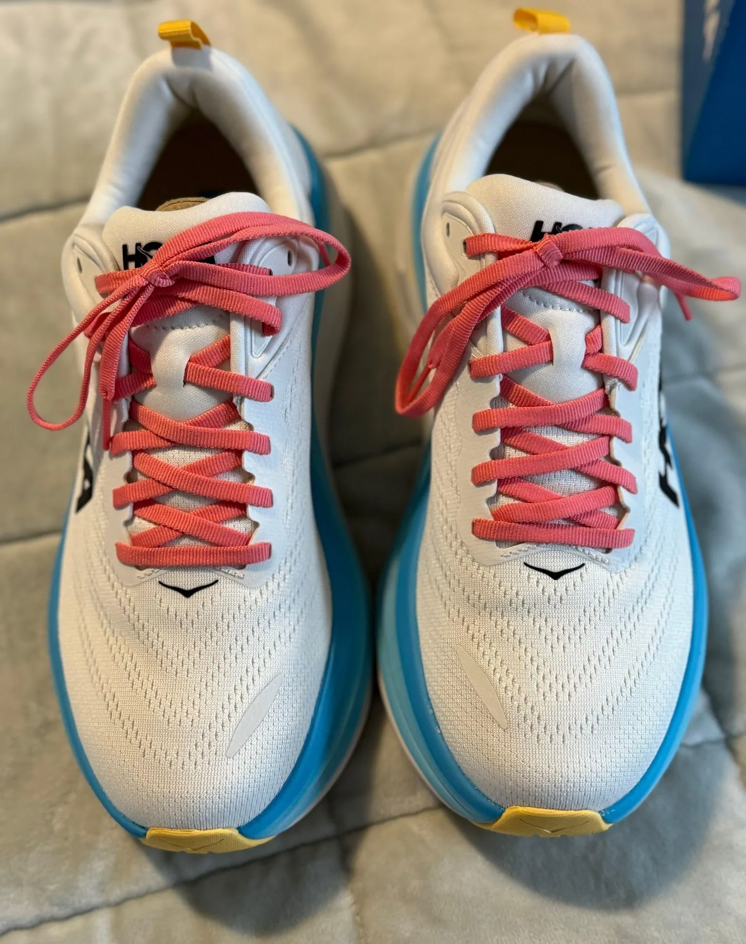 Hoka Bondi 8 Women’s Sneaker - Image 3