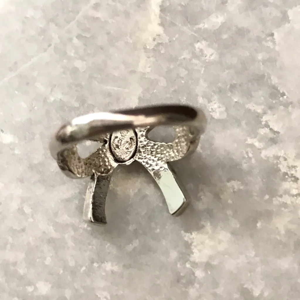 Premier Designs Pave Crystal Bow Ring Size 5.75 - Image 11