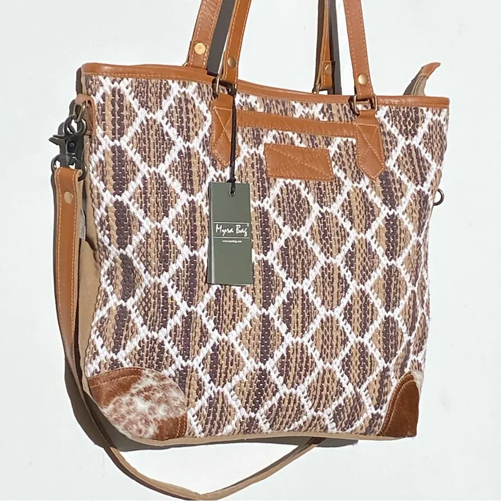 NWT Myra Bag PERFECT MATCH Patterned TOTE BAG with Leather Patchwork - Image 3