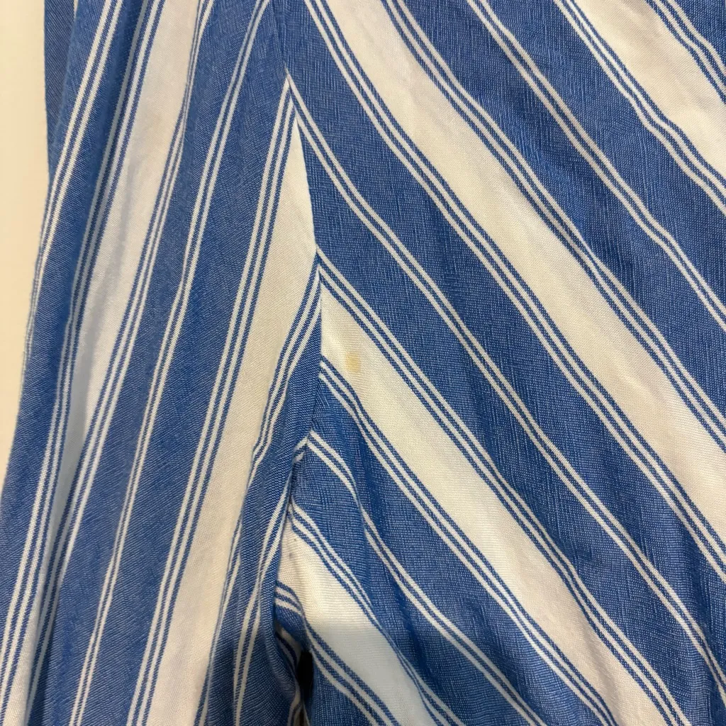 Kut from the Kloth Jenalee Surplice blouse blue white stripe‎ size medium - Image 9