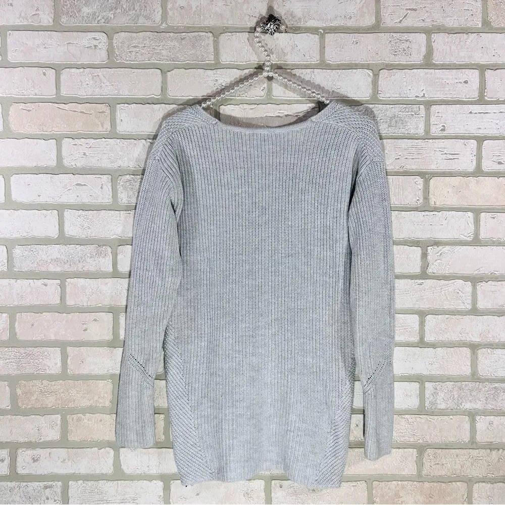 Cabi Style 3531 Deep V Neck Side Zip Long Sleeve Sweater Size XS - Image 6