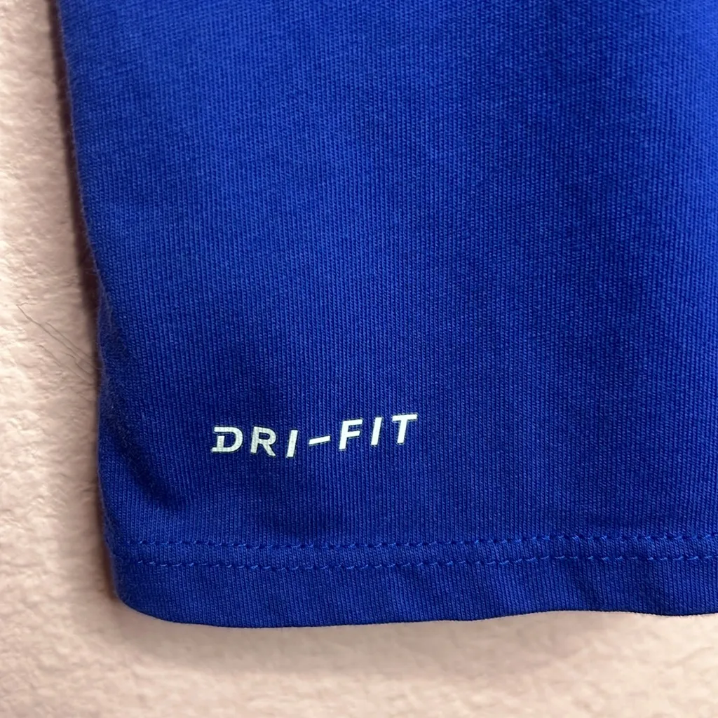 Nike Women's Philadelphia 76ers Blue City Edition Essential T-Shirt. Size M - Image 6