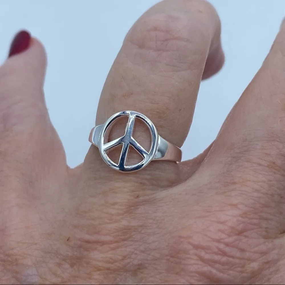 Sterling Silver Peace Sign Ring Sizes 6,8,9 Silver - Image 3