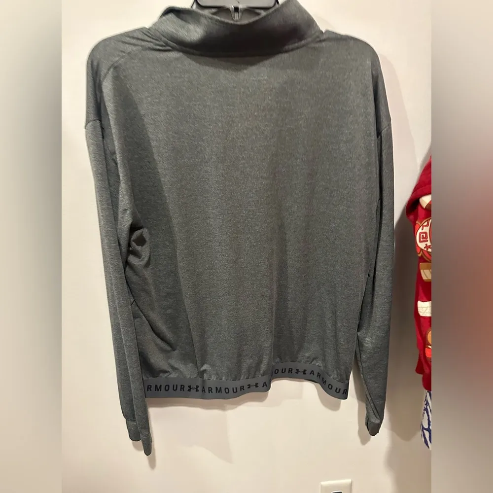 Size large under armor jacket gray large - Image 3