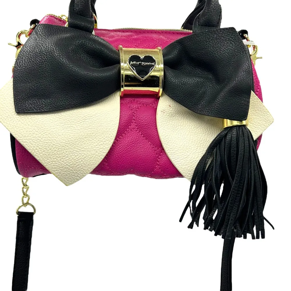 BETSEY JOHNSON PINK CREAM BLACK BOW HAND SHOULDER CROSSBODY BAG - Image 2