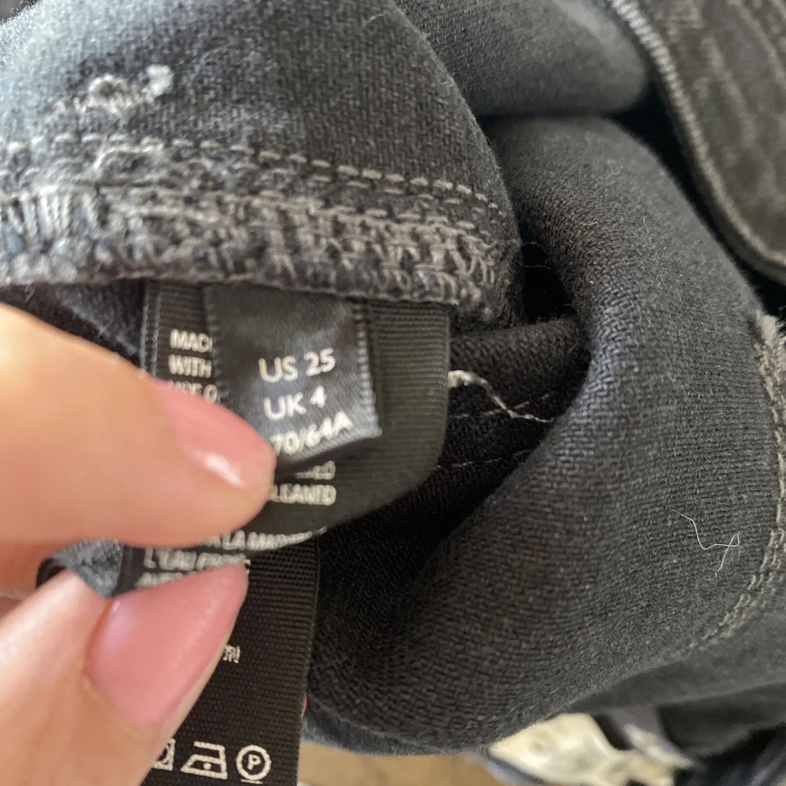 We The Free 25 Curvy Black High Rise Cut‎ Off Denim Shorts Festival - Image 8