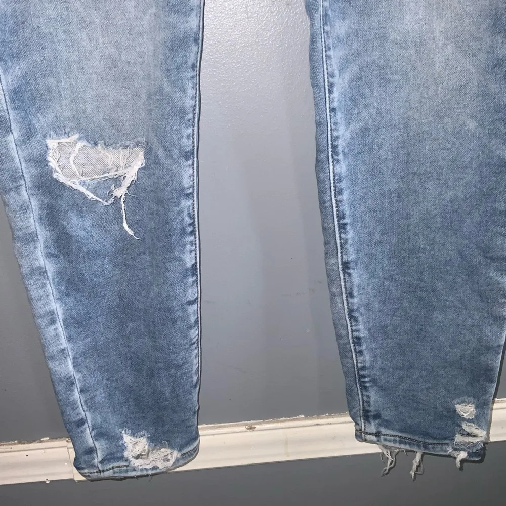 American Eagle Next Level Stretch Crop Jegging Distressed Ripped Blue Jeans 10 - Image 7