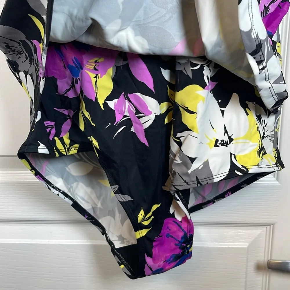 Swimsuits For All Beach Belle Black Tropical Floral Swimsuit Size 22 GUC #2518 - Image 5