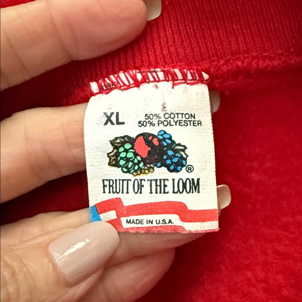 Vintage 80s/90s Fruit Of The Loom Red Masterworks Chorus Sweatshirt - Image 3