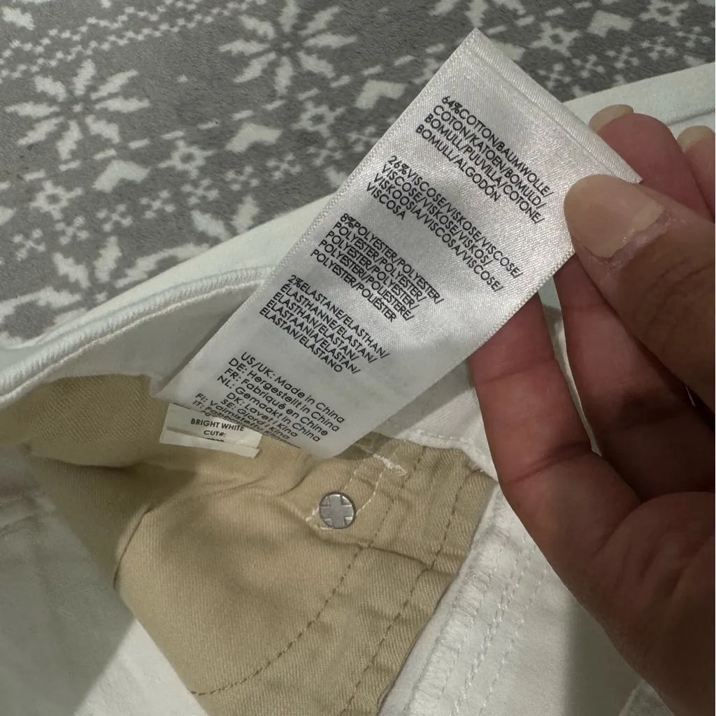 NWT Stitch Fix Liverpool Gia Glider Ankle Skinny In White Size‎ 2/26 - Image 4