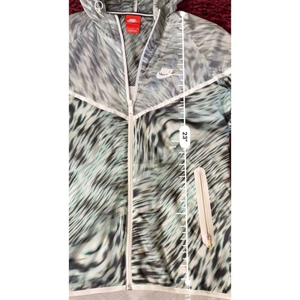 Women’s NIKE Zip Windbreaker Jacket SMALL - Image 8