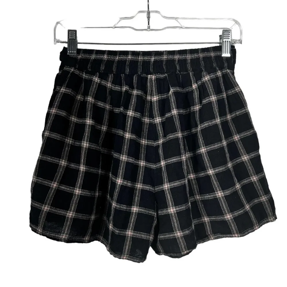 American Eagle Plaid Shorts Size XS - Image 2