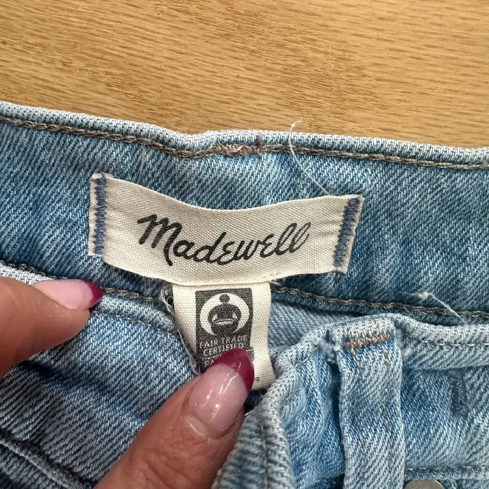 Madewell Stovepipe Light Wash 26 Jeans Slim‎ Frayed Hem - Image 3