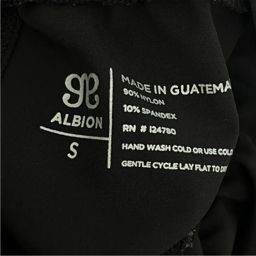 ALBION FIT Albion Ruffle Cap Sleeve Black Romper small - Image 6