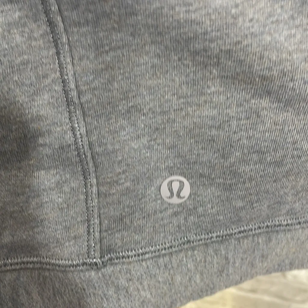Lululemon Broken Beats Hoodie
Heathered Glacier Grey - Image 6