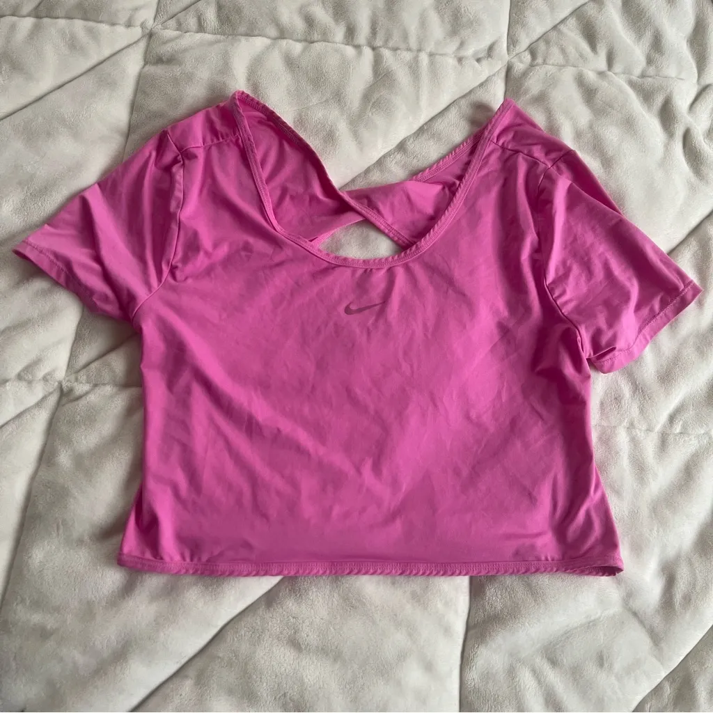 Nike Size S/M Pink Women's Crop Top Twist Back - no tags - Image 2