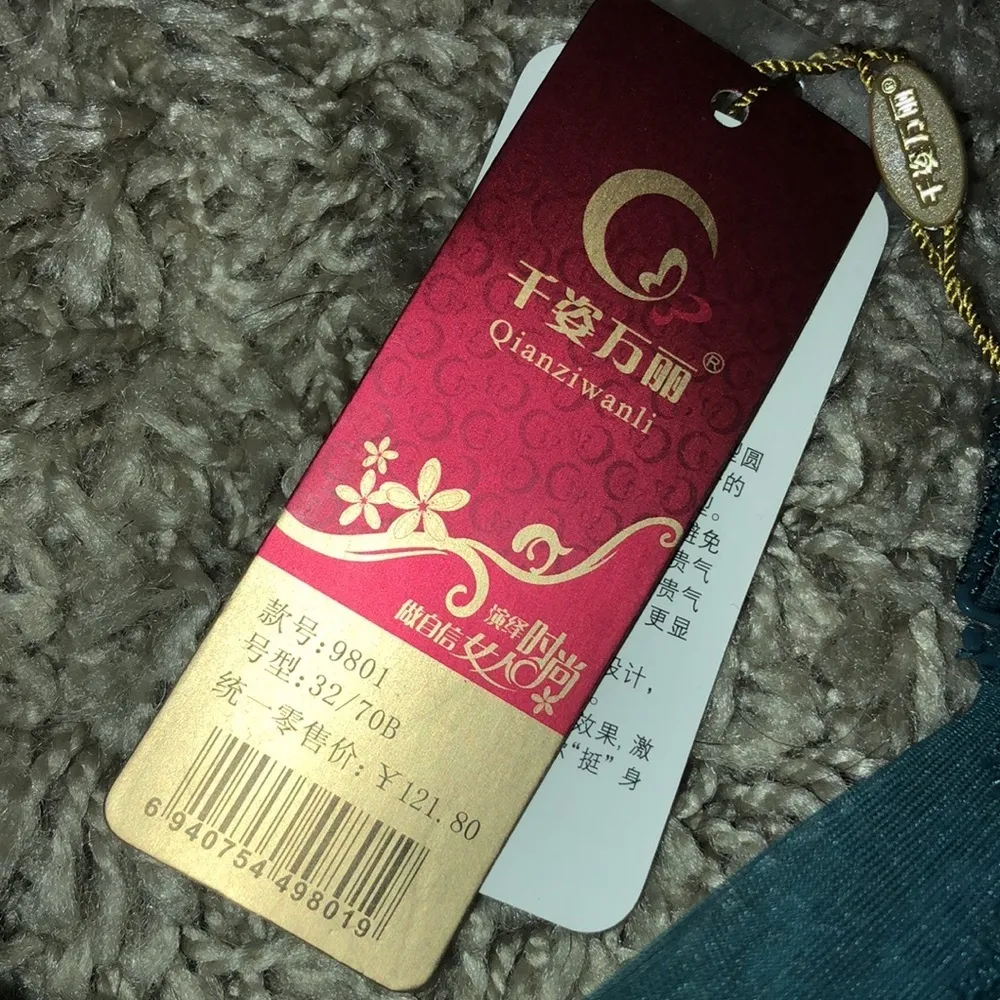 Qianziwanii bra quality bra very structured detailed bra Chinese size 32/70​​ - Image 5