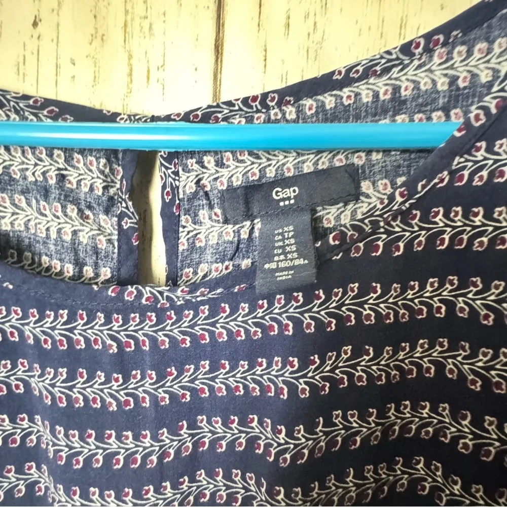 Gap Women's Short Sleeve Navy and Red Floral Patterned  Elastic Waist Dress - Image 11