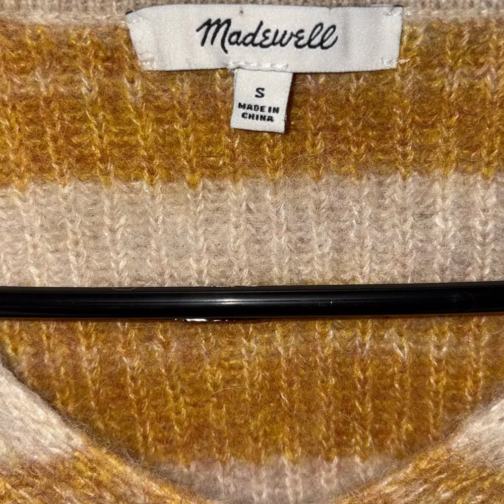 Madewell Heather Beige Space-Dyed Staley V-Neck Pullover Sweater Small - Image 4
