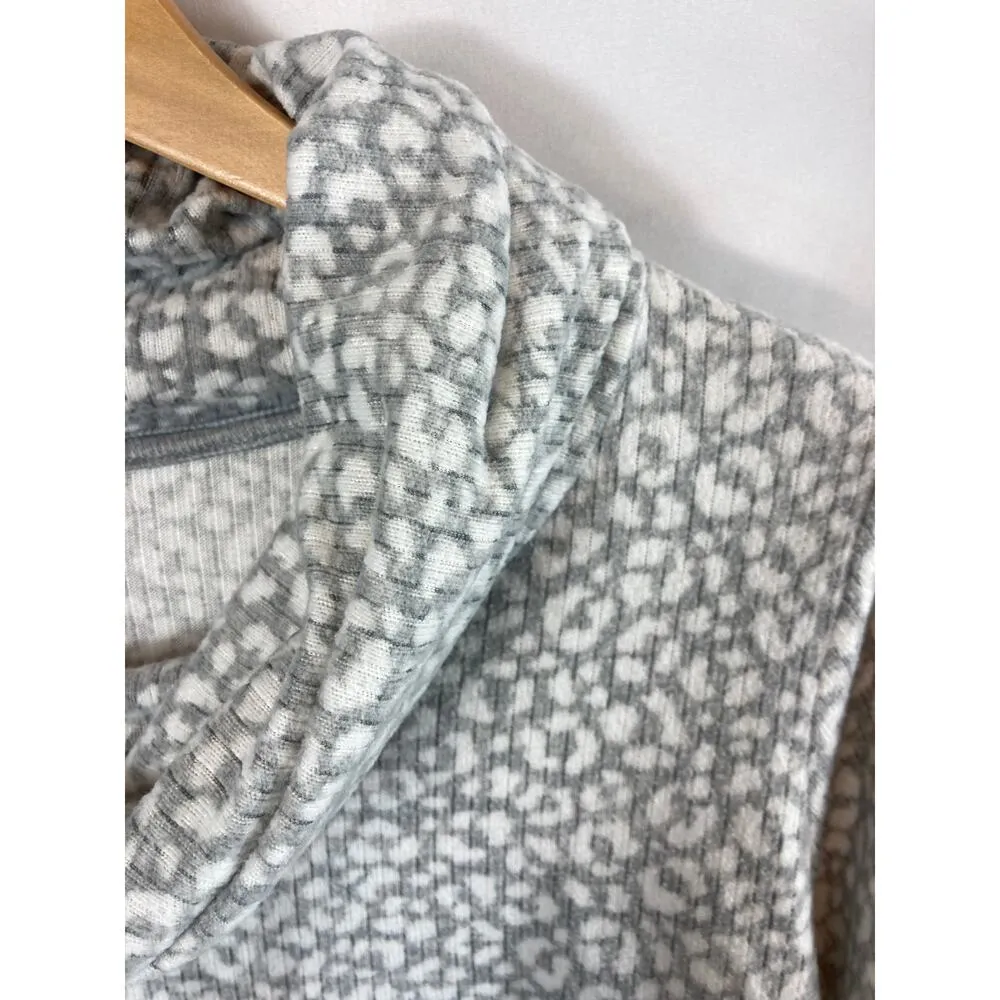 Rene Rofe Sleepwear Leopard Print Cowl Neck Sweatshirt Size Medium Gray - Image 3