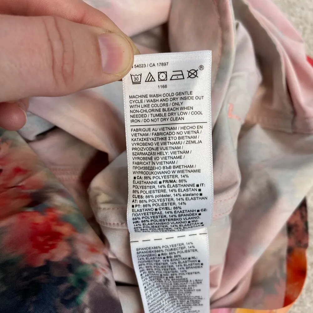 NWOT Athleta Marlow Romper Renewed Bloom Pink Size M - Image 5