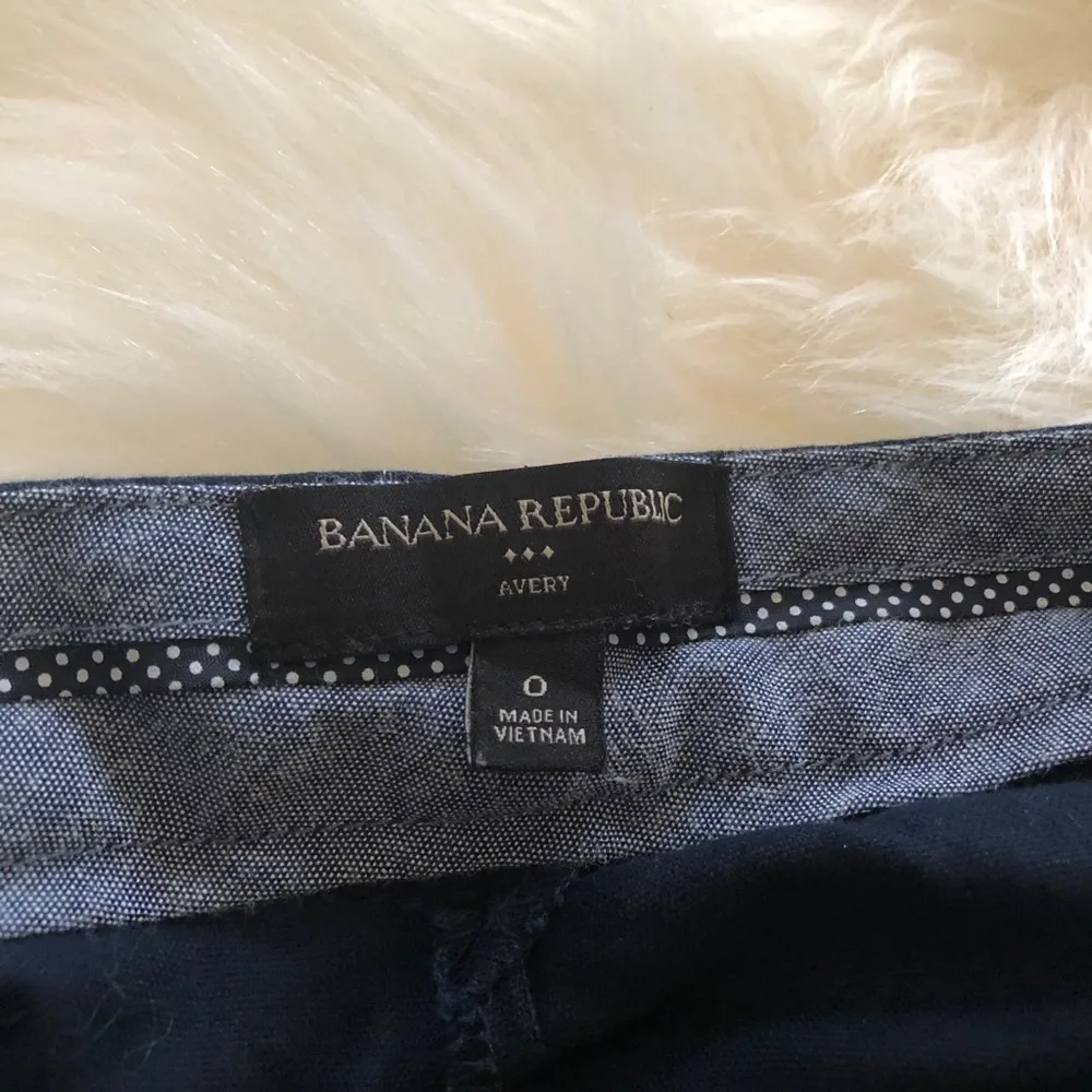 Banana Republic Avery Ankle scalloped pants - Image 6