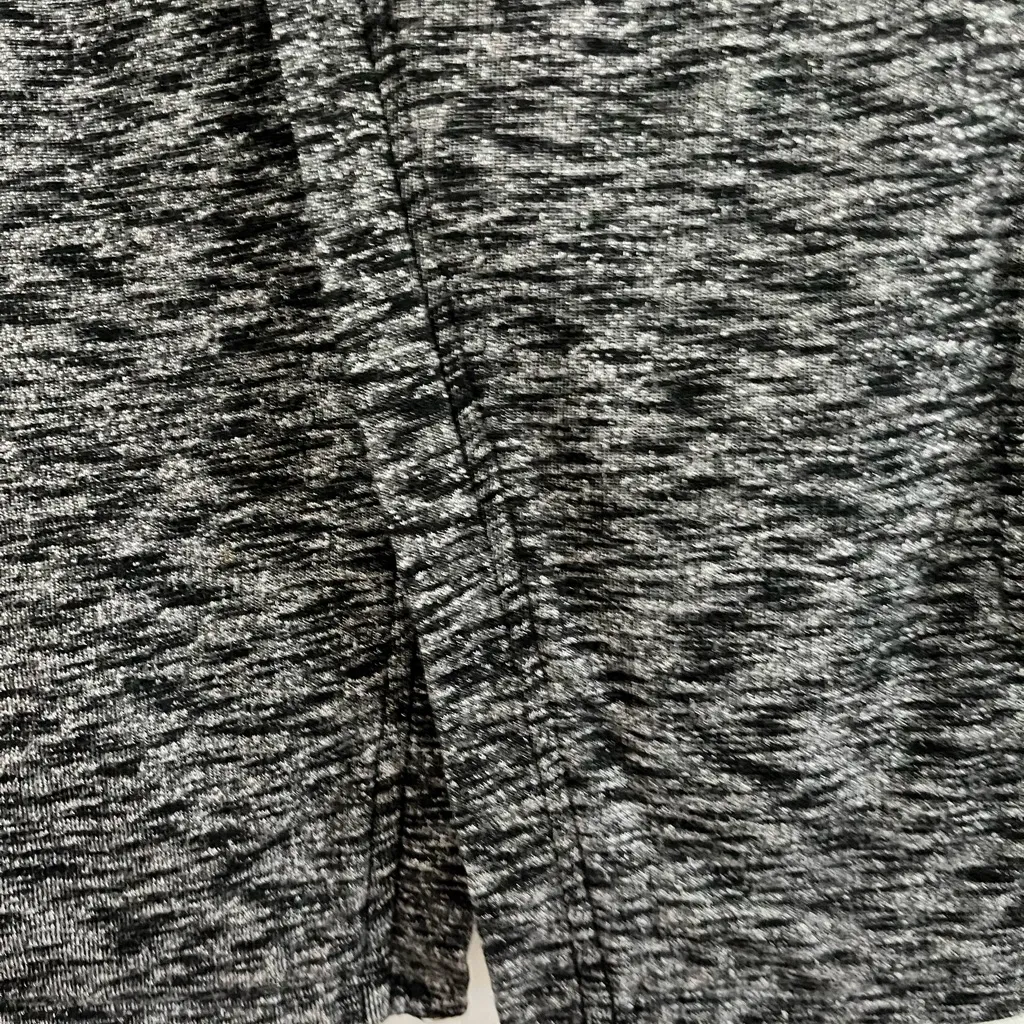 G H Bass Women's Black and Gray Asymmetrical Zip Knit Jacket Sz M - L - Image 5