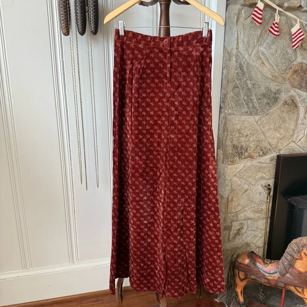 1970s Velvet Scottie Dog Print Aline Red Vintage Maxi Skirt Size 8 - Image 4
