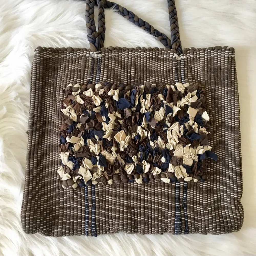 Adorable Handmade Rag Rug Shoulder Bag - Image 2