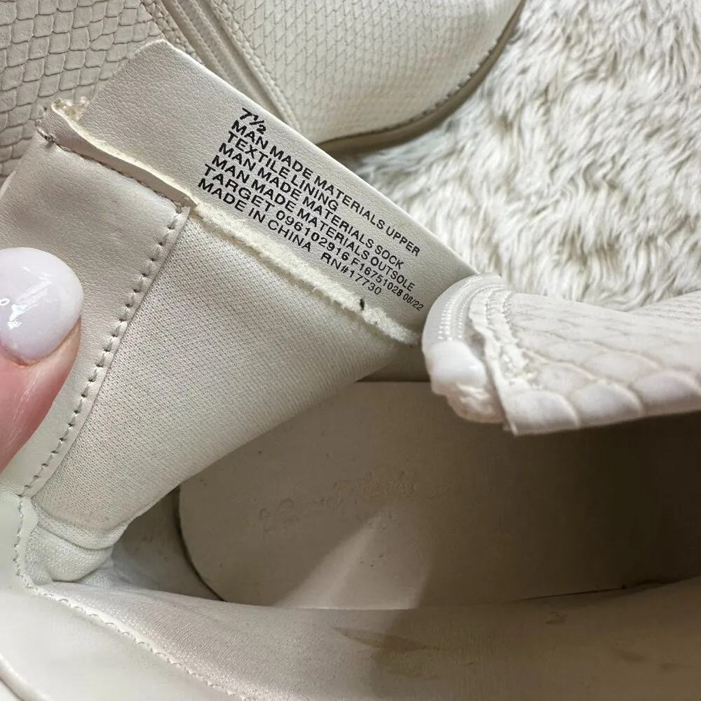 Universal Thread White Faux Snakeskin Ankle Booties Women's 7.5 - Image 7