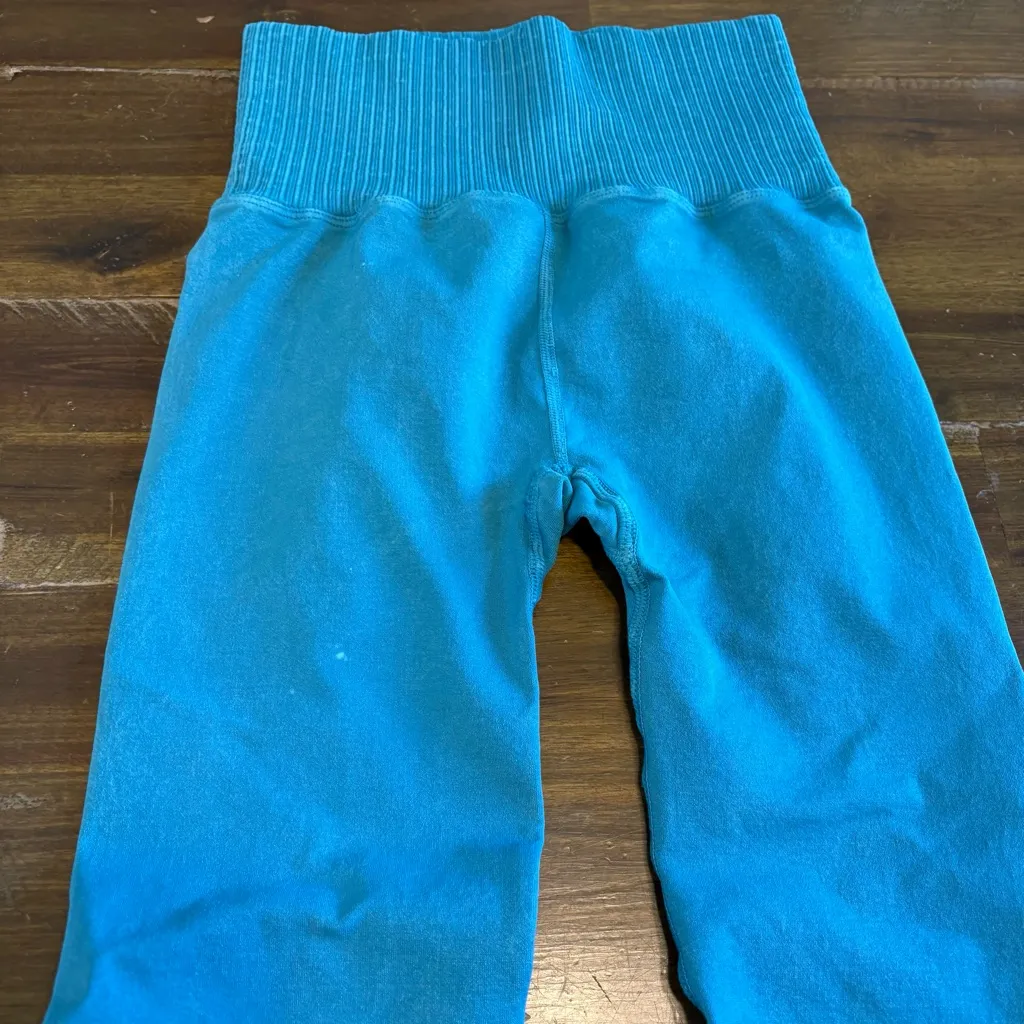 Free People Good Karma Blue Green Teal Leggings Cropped XS Active Yoga - Image 4