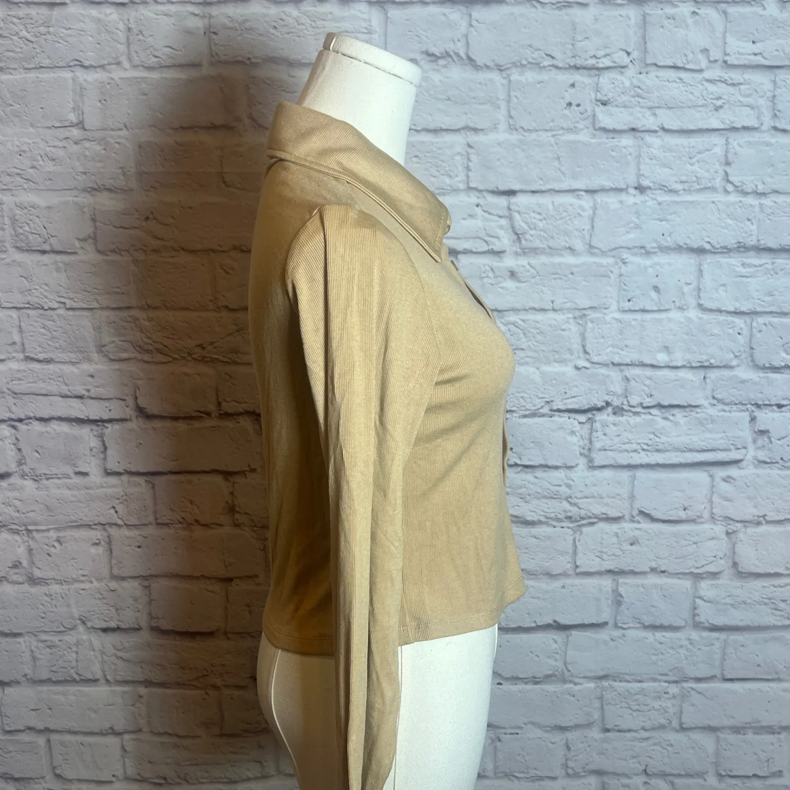 Honor The Gift Women's M Tan Ribbed Button Down Top Rayon Blend Cleanfit Preppy Size M - Image 2