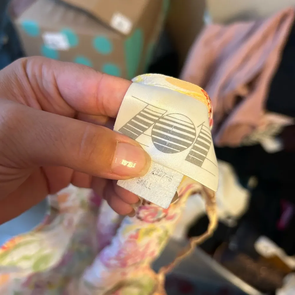 ZOE Vintage Floral Mini Dress Pink - Image 4