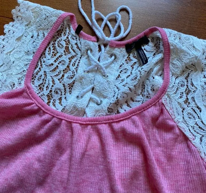 Buffalo Detailed Flowy Top - Image 3