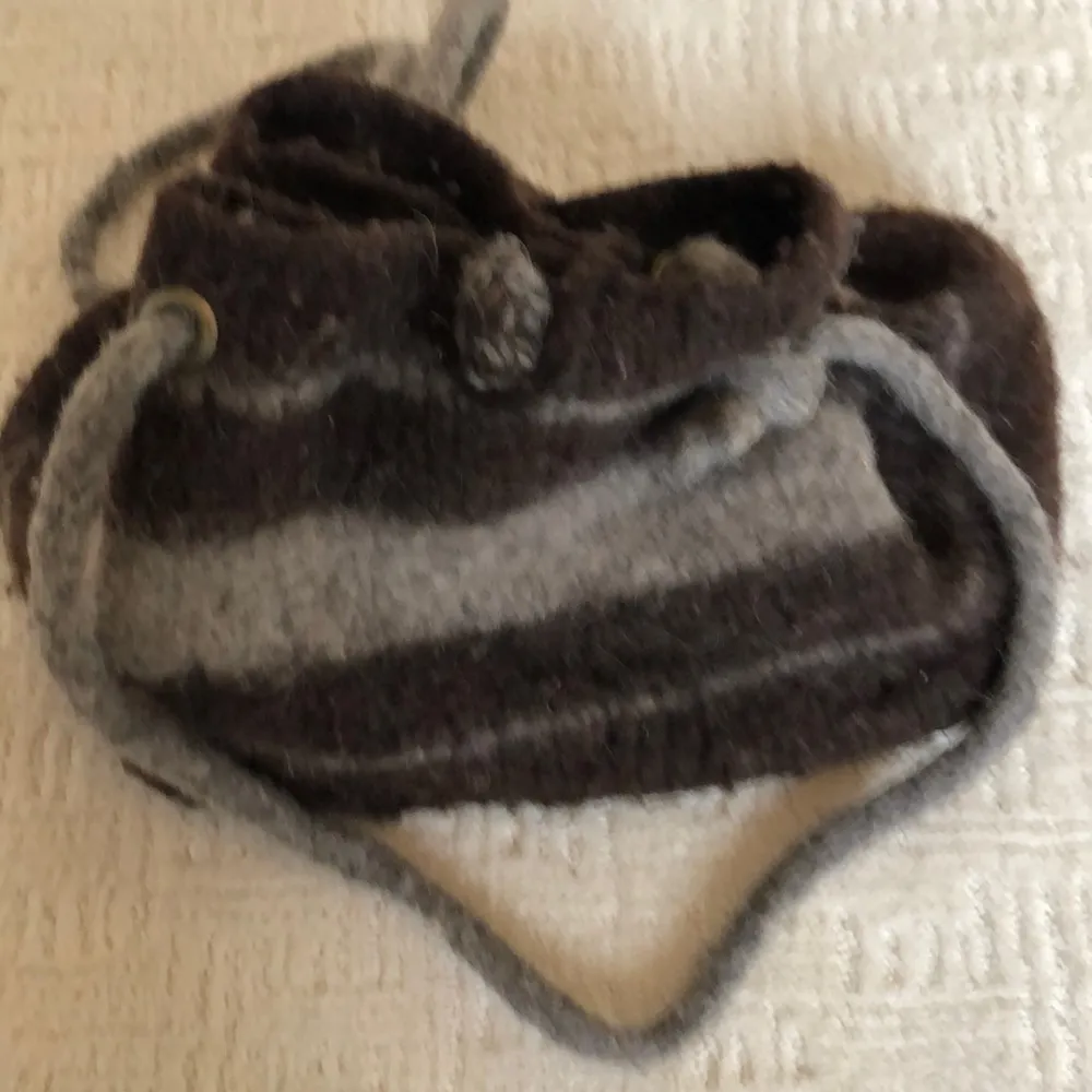 Handmade felted bahu - Image 4